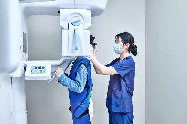 Best Dentist for Tooth Abscess  in Mdleton, ID
